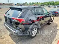 2021 Toyota RAV4 фото