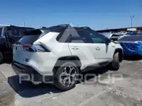 2021 Toyota RAV4 фото