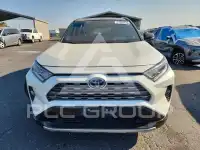 2021 Toyota RAV4 фото