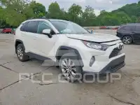 2021 Toyota RAV4 фото