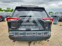 2021 Toyota RAV4 фото