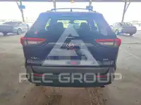 2021 Toyota RAV4 фото