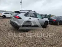 2021 Toyota RAV4 фото