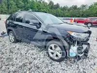 2021 Toyota RAV4 фото