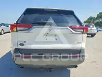 2021 Toyota RAV4 фото