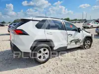2021 Toyota RAV4 фото