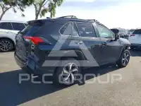 2021 Toyota RAV4 фото