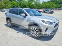 2021 Toyota RAV4 фото