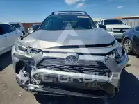 2021 Toyota RAV4 фото