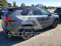 2021 Toyota RAV4 фото