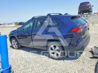 2021 Toyota RAV4 фото