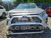 2021 Toyota RAV4 фото