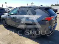 2021 Toyota RAV4 фото
