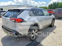 2021 Toyota RAV4 фото