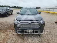 2021 Toyota RAV4 фото