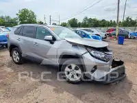 2021 Toyota RAV4 фото