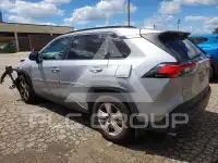 2021 Toyota RAV4 фото