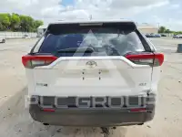 2021 Toyota RAV4 фото