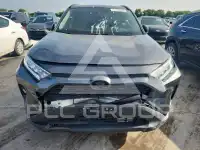2021 Toyota RAV4 фото