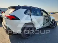 2021 Toyota RAV4 фото