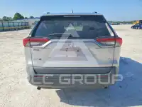 2021 Toyota RAV4 фото