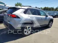 2021 Toyota RAV4 фото