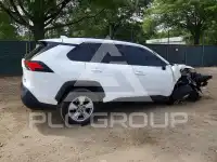 2021 Toyota RAV4 фото