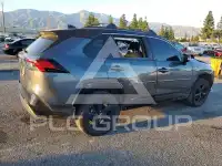2021 Toyota RAV4 photo