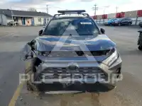 2021 Toyota RAV4 фото