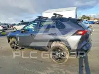 2021 Toyota RAV4 фото