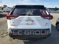 2021 Toyota RAV4 фото