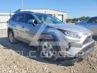 2021 Toyota RAV4 фото