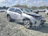 2021 Toyota RAV4 фото