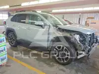 2021 Toyota RAV4 фото