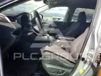 2021 Toyota RAV4 фото