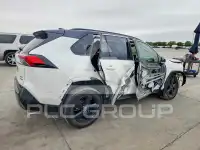 2021 Toyota RAV4 photo