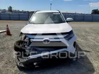 2021 Toyota RAV4 фото