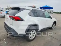 2021 Toyota RAV4 фото