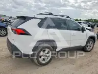 2021 Toyota RAV4 фото