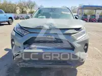 2021 Toyota RAV4 фото
