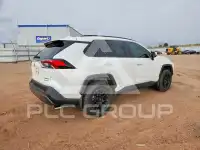 2021 Toyota RAV4 фото