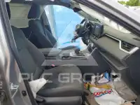 2021 Toyota RAV4 фото