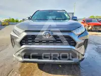 2021 Toyota RAV4 фото