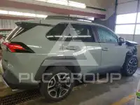 2021 Toyota RAV4 фото
