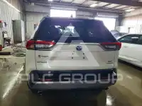 2021 Toyota RAV4 фото
