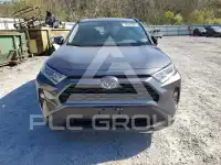 2021 Toyota RAV4 фото