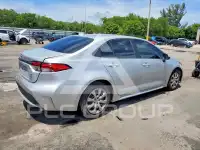 2021 Toyota COROLLA photo