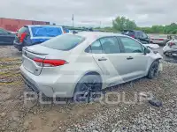 2021 Toyota COROLLA фото