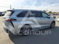 2021 Toyota SIENNA фото