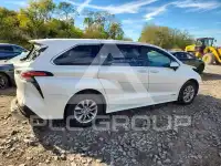 2021 Toyota SIENNA photo